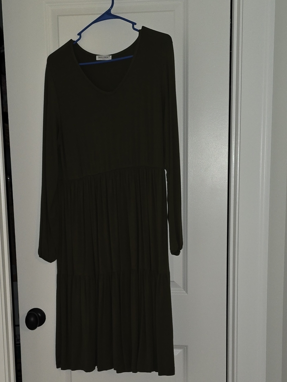 Smallshow Women's Olive Long Sleeve Tiered Maternity Dress